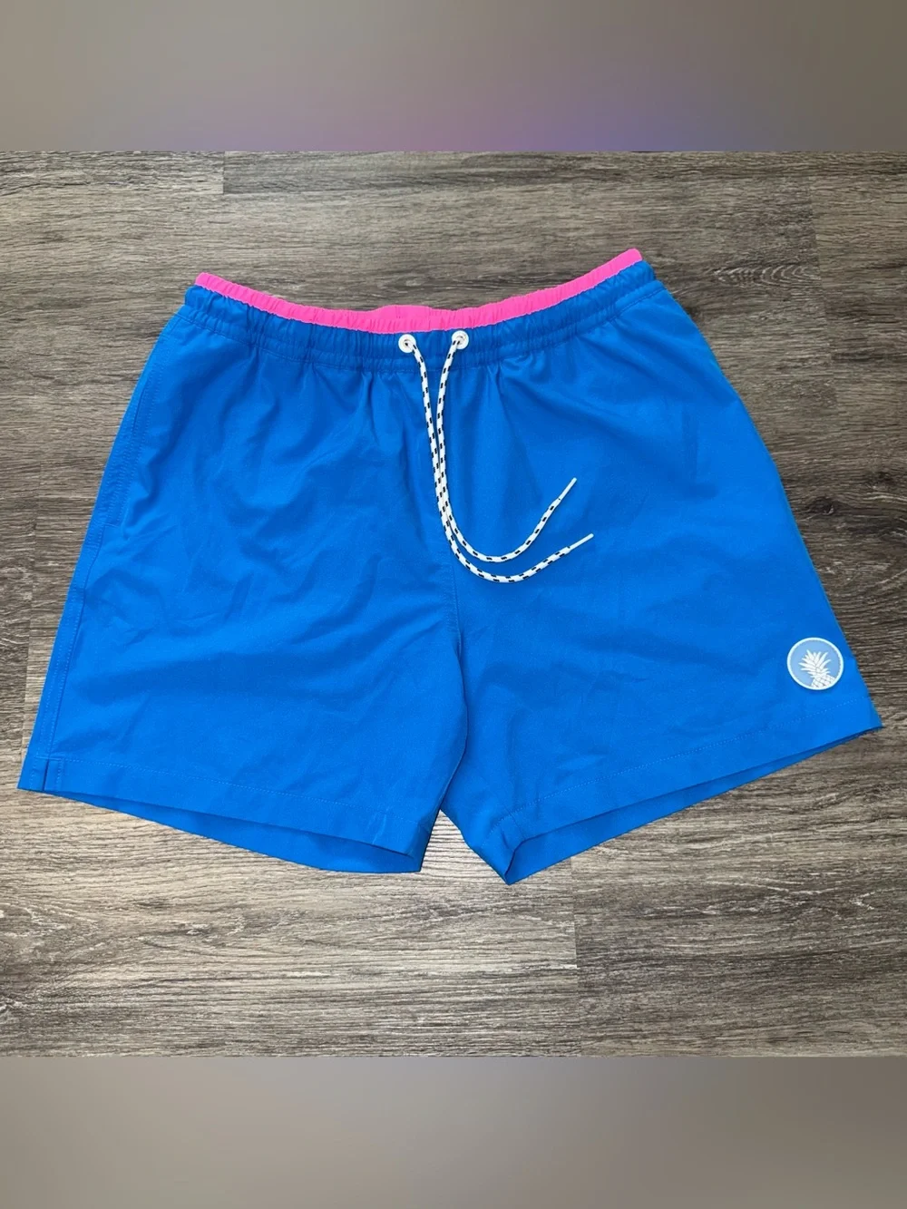 Chubbies 5.5-Inch The Prince of Prints Swim Trunks - Bright Blue Men’s Size M